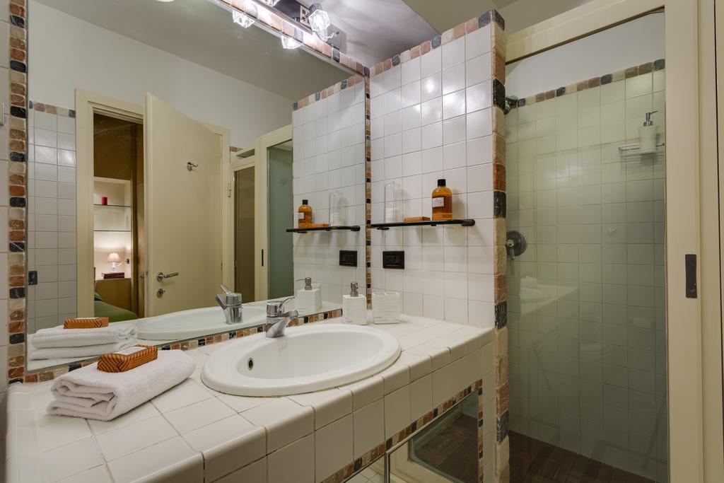Spanish Steps Gea Apartments โรม ภายนอก รูปภาพ