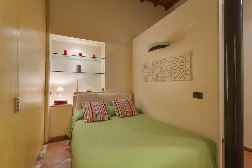 Spanish Steps Gea Apartments โรม ภายนอก รูปภาพ